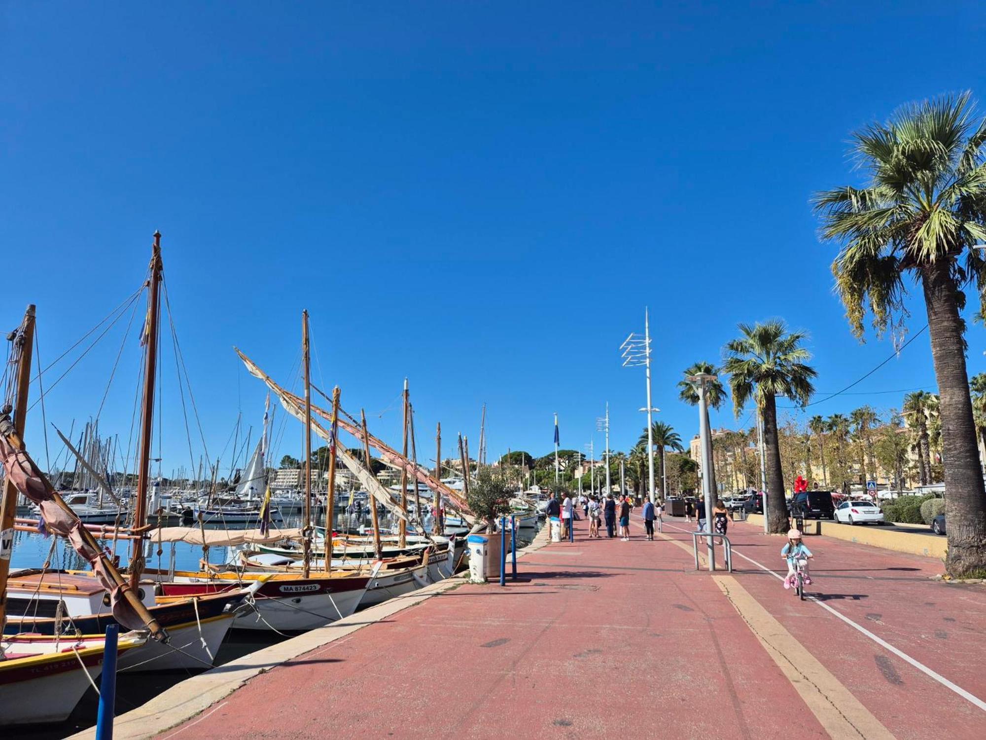 Maisonnette Kalis Calme Avec Climatisation Parking Jardin Cadre Campagne Plages A Pieds Bandol Dış mekan fotoğraf